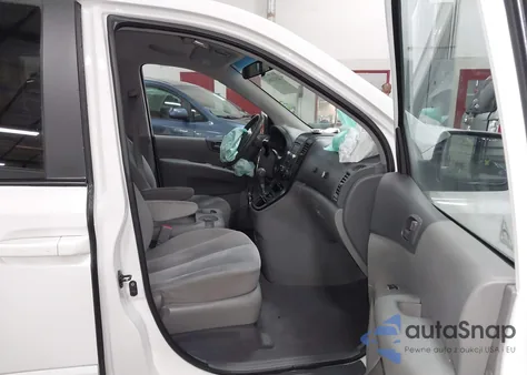 2009 Kia Sedona Lx z USA, uszkodzony, nr VIN KNDMB233796297193